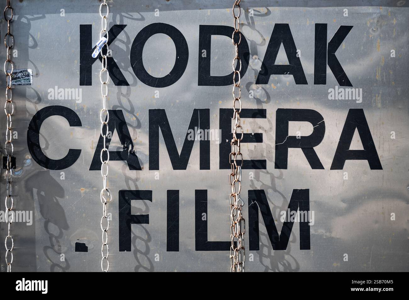 Nostalgic kodak signage hi-res stock photography and images - Alamy