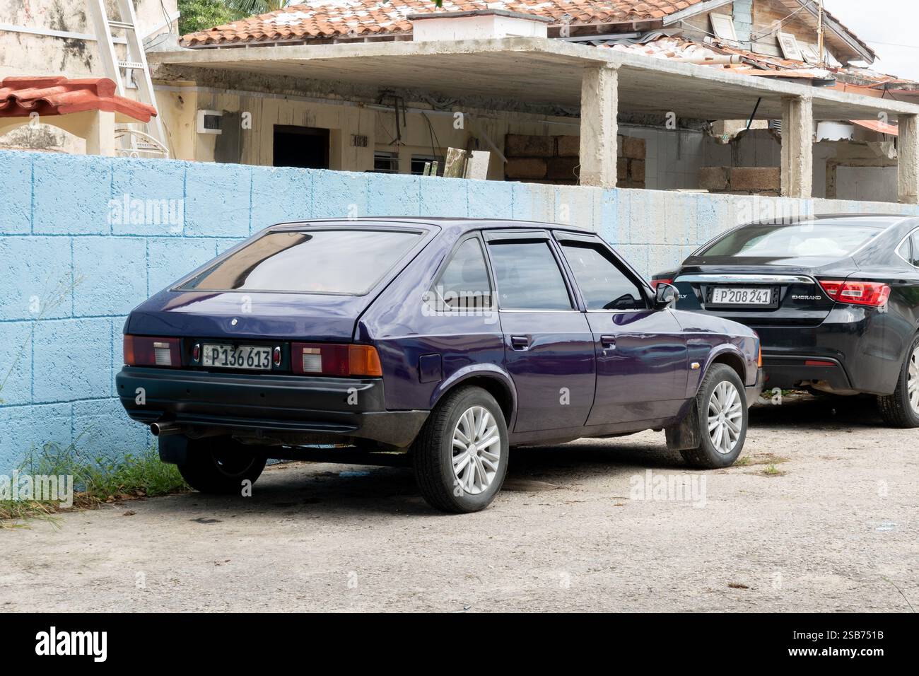 Moskvich 2141 hi-res stock photography and images - Alamy