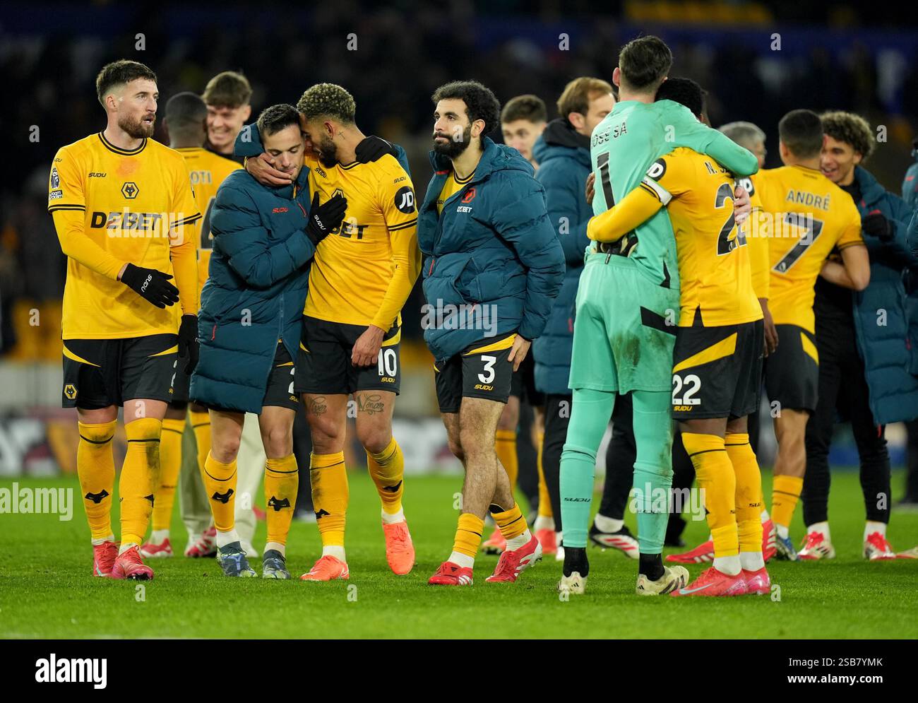 Wolverhampton Wanderers' players celebrate after the Premier League ...