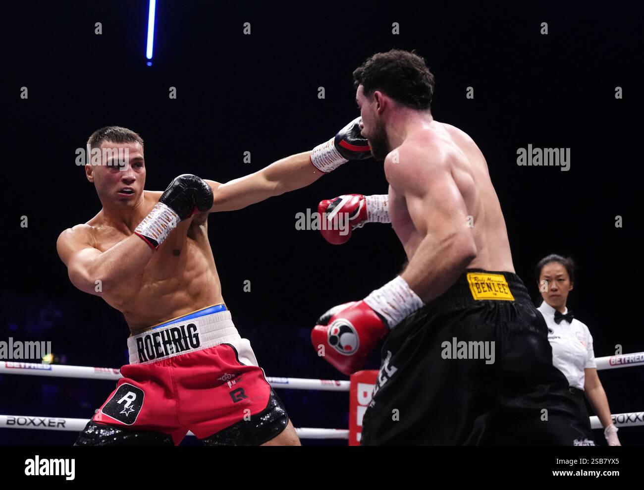 Rick Roehrig Lucas Roehrig (left) and Milosav Savic in the cruiser weight bout at ...