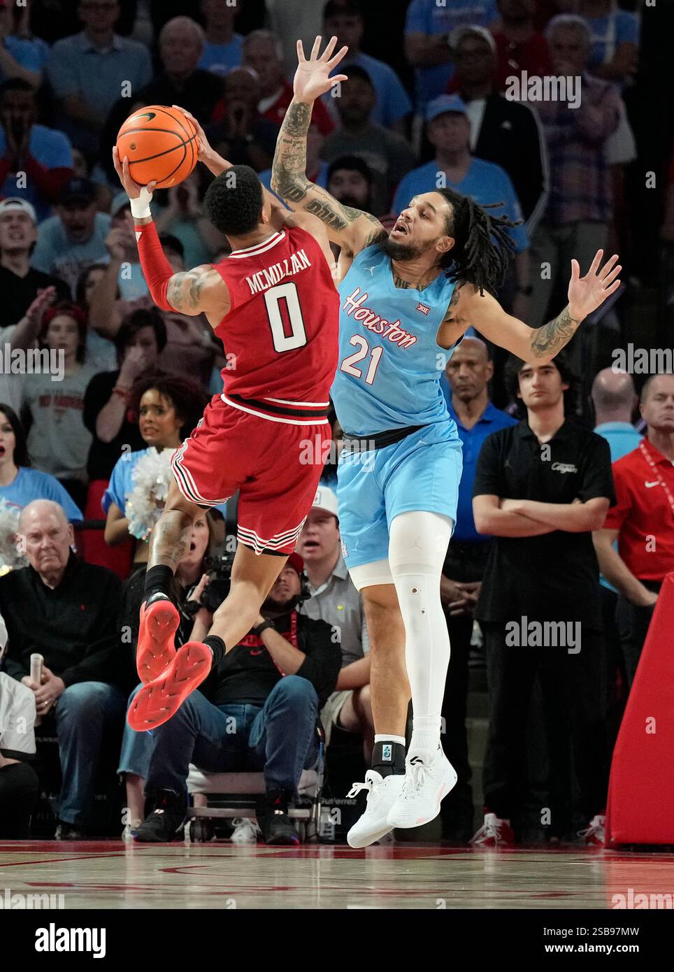 Texas Tech guard Chance McMillian (0) goes up to the basket against ...