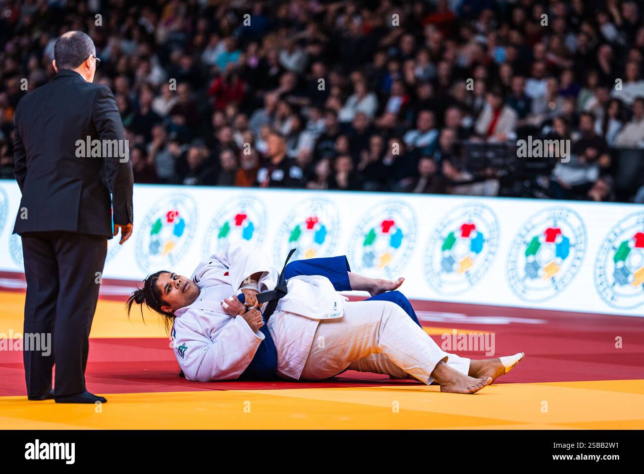 Lea FONTAINE (FRA) and Yuli Alma MISHINER (ISR) and quarter final Women