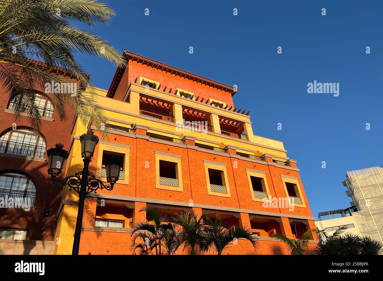 The Villa Cortes Hotel in Playa de las Américas. Arona, Tenerife, Canary Islands, Spain. 15th January 2025. - Smartphone Captured Stock Image