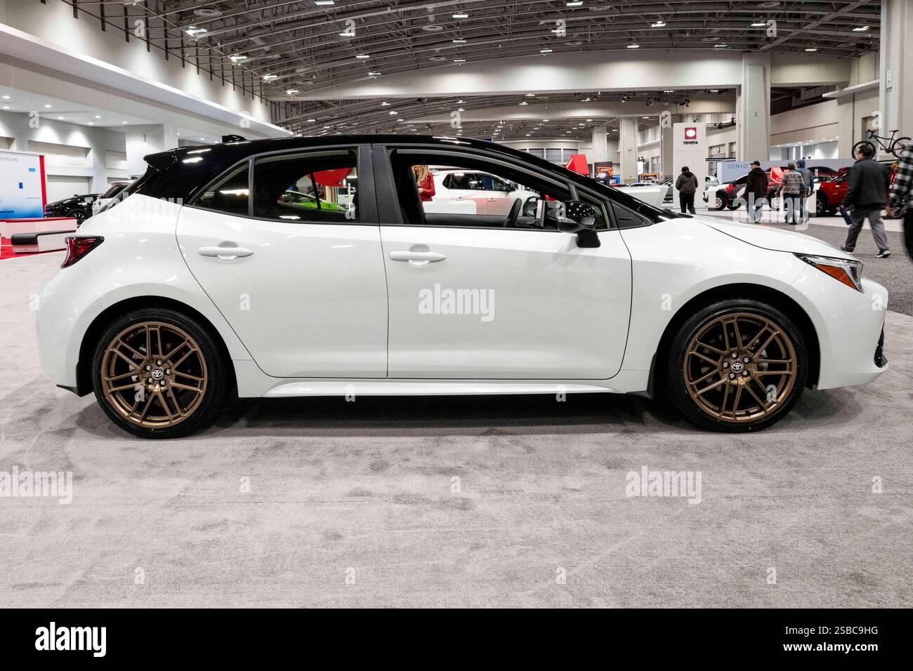 2025 toyota corolla hatchback nightshade hi-res stock photography and ...