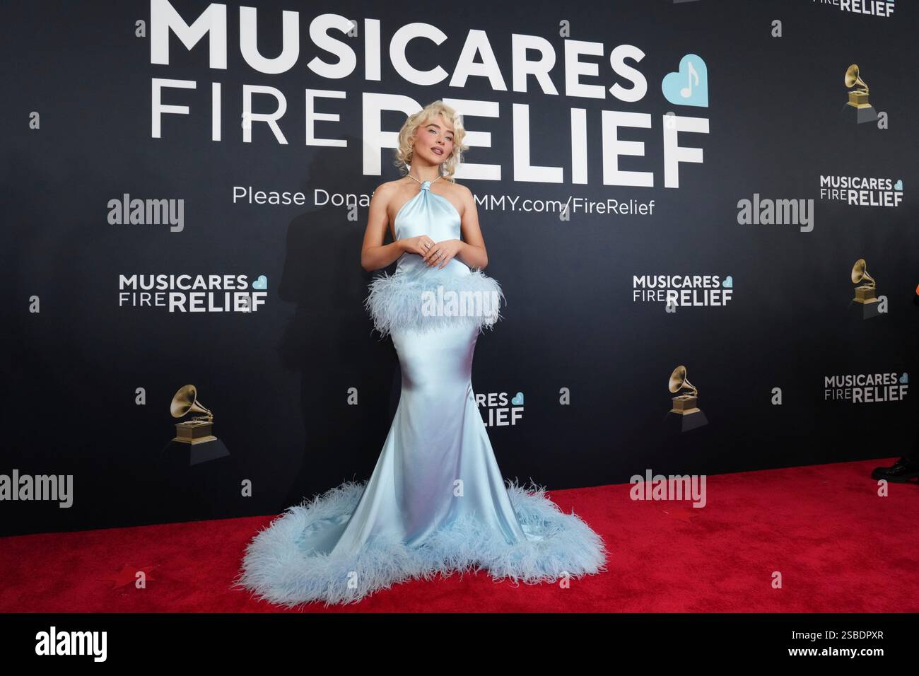 Sabrina Carpenter arrives at the 67th annual Grammy Awards on Sunday