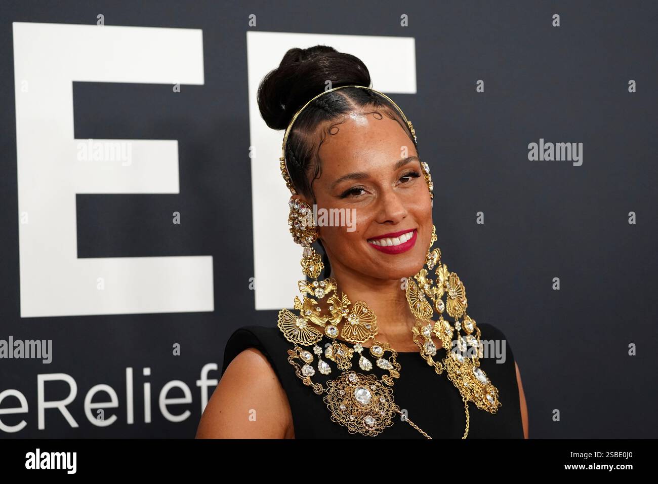 Alicia Keys arrives at the 67th annual Grammy Awards on Sunday, Feb. 2