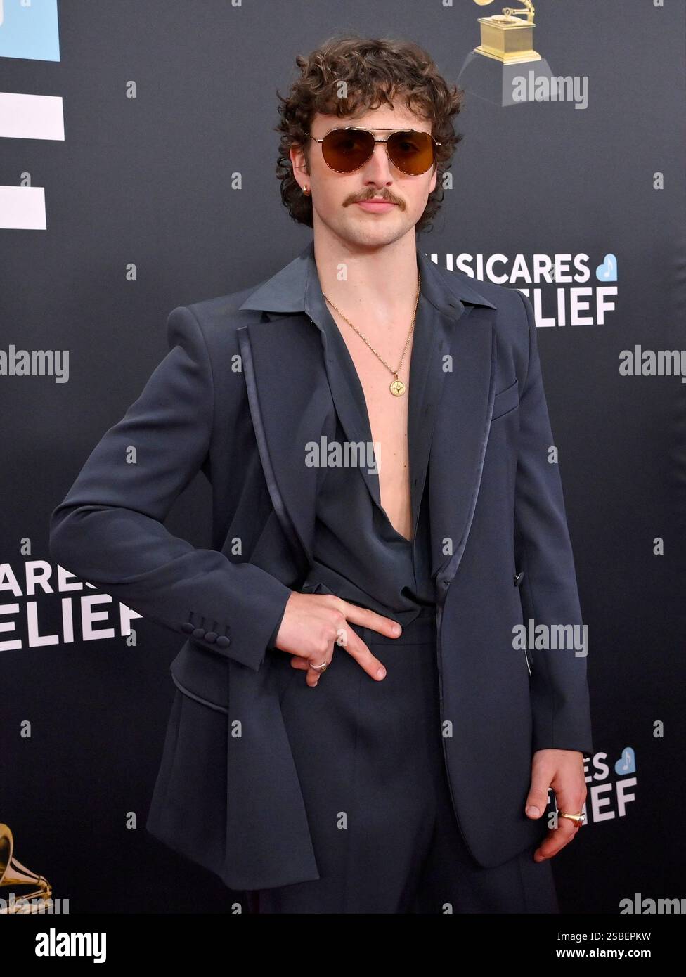 Benson boone grammy hi-res stock photography and images - Alamy