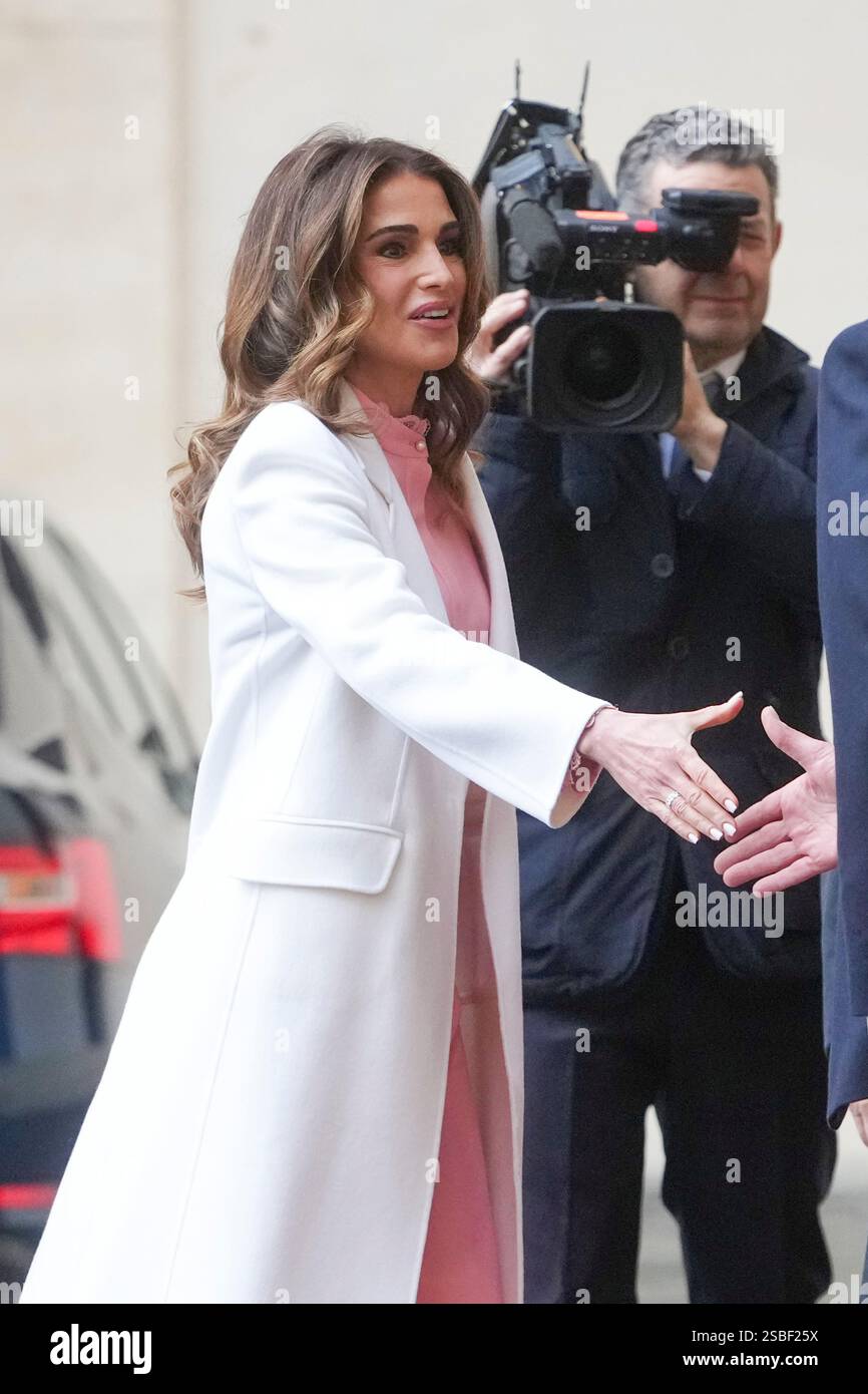 Sumit St Rania Rania al-Abdullah, Queen of Jordan, arrives in the St. Damasus ...