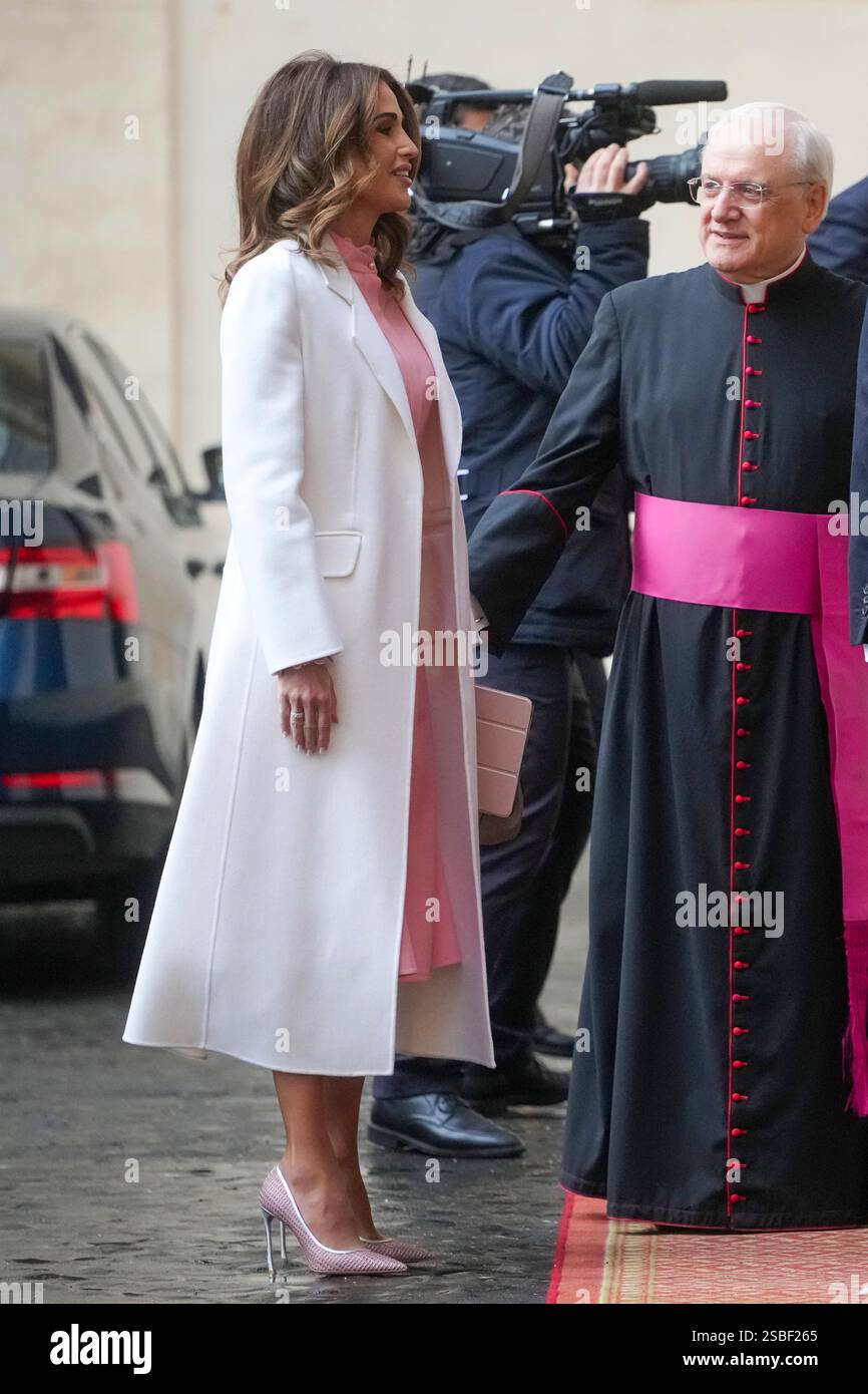 Sumit St Rania Rania al-Abdullah, Queen of Jordan, arrives in the St. Damasus ...