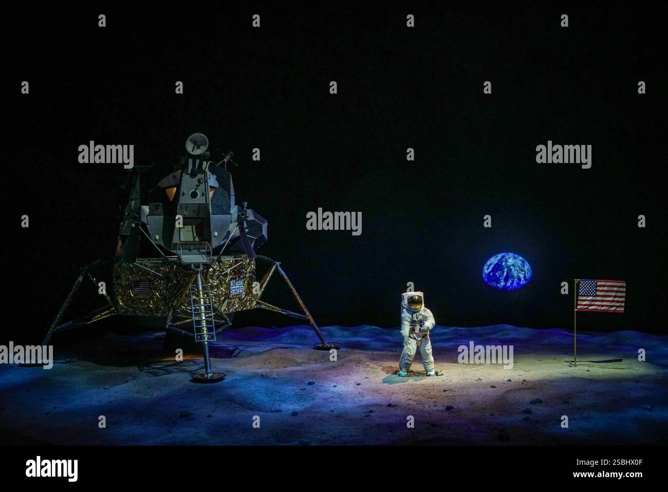 Apollo 13 landing v hi-res stock photography and images - Alamy