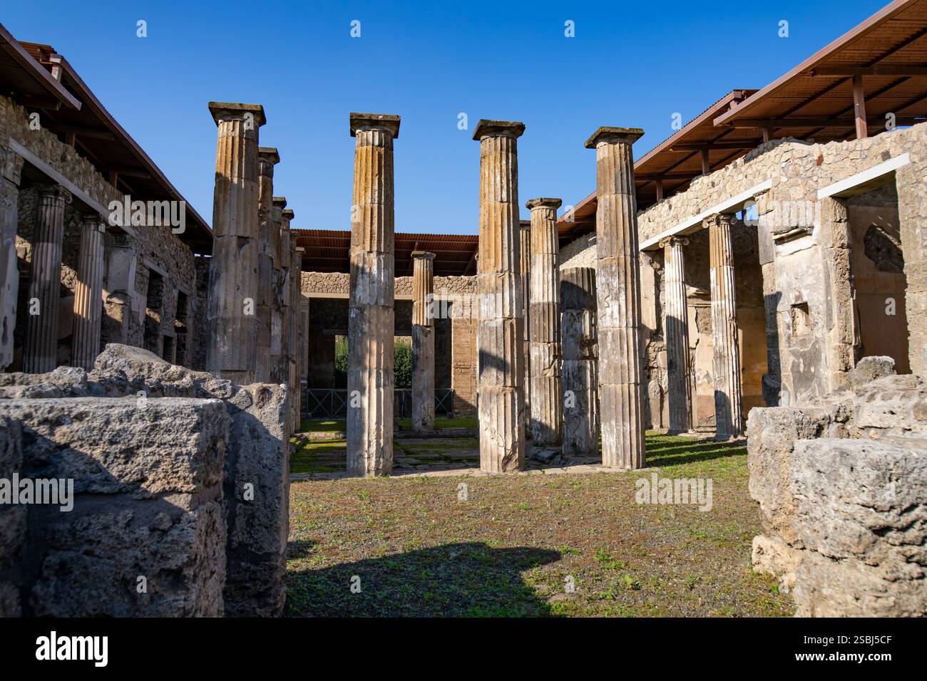 Columns of the atrium of the House of M. Epidius Rufus, Building IX.1. ...