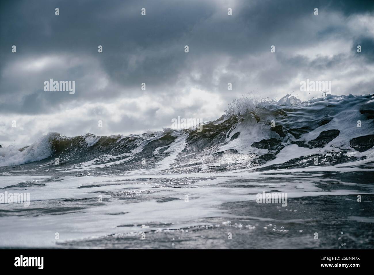 Powerful ocean seems hi-res stock photography and images - Alamy