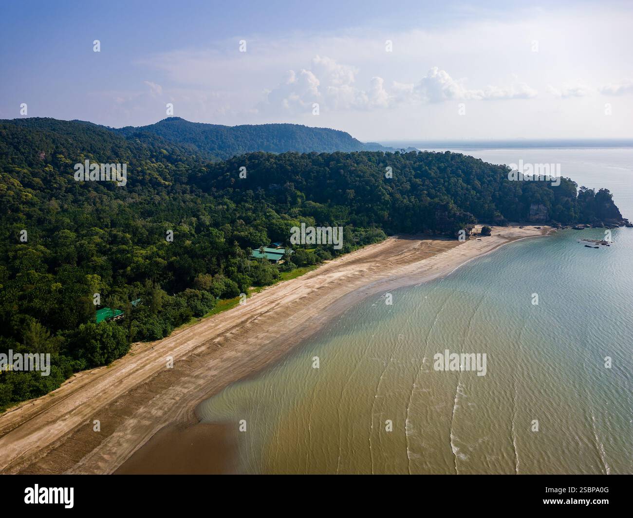 Drone shot tropical rain forest hi-res stock photography and images - Alamy