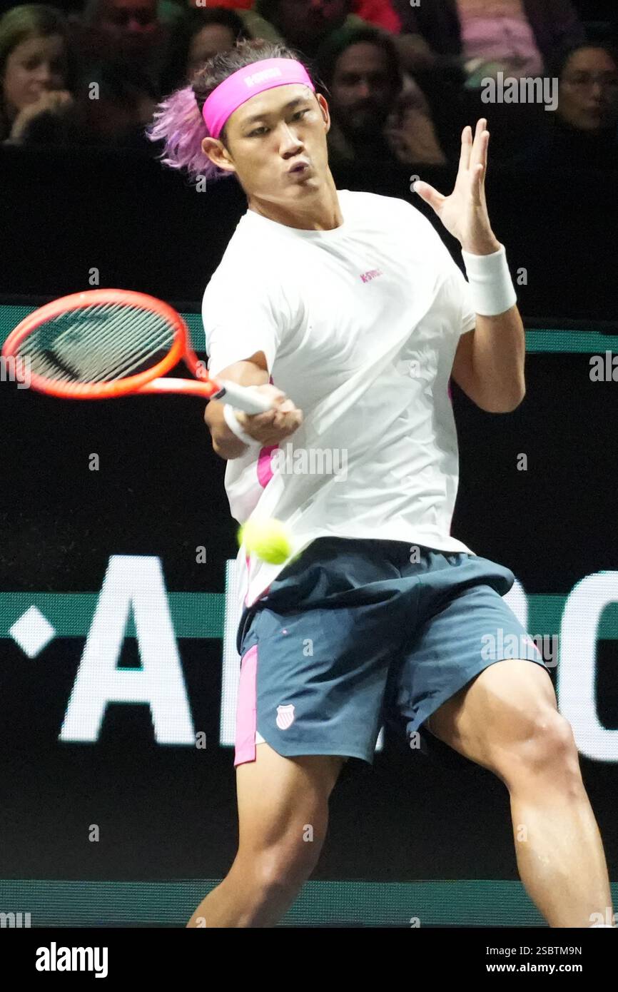 Zhang Zhizhen of Chine during the ABN AMRO Open 2025, ATP 500 Tennis 16
