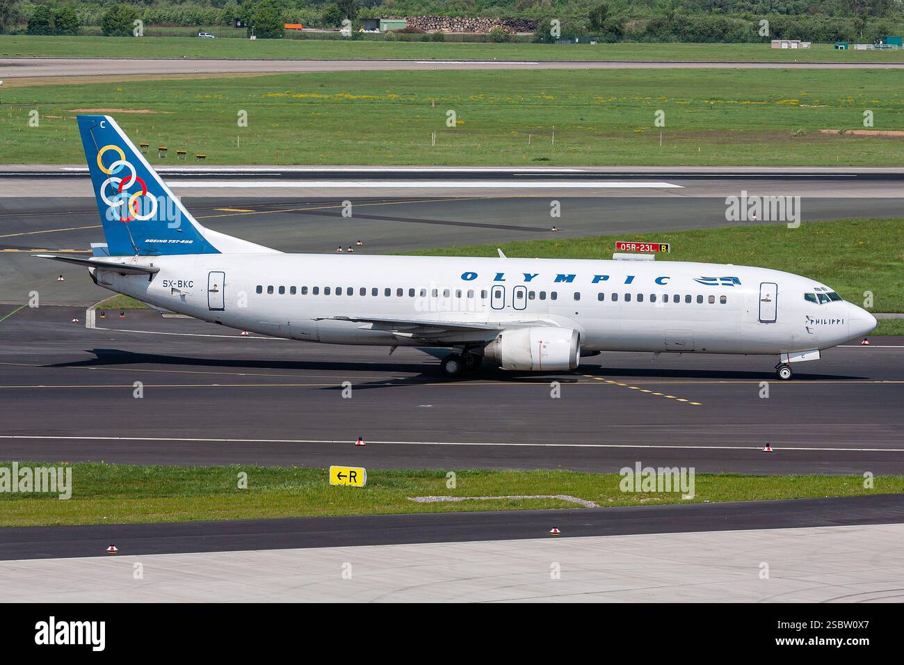 Olympic Airlines Boeing 737-400 at Dusseldorf International