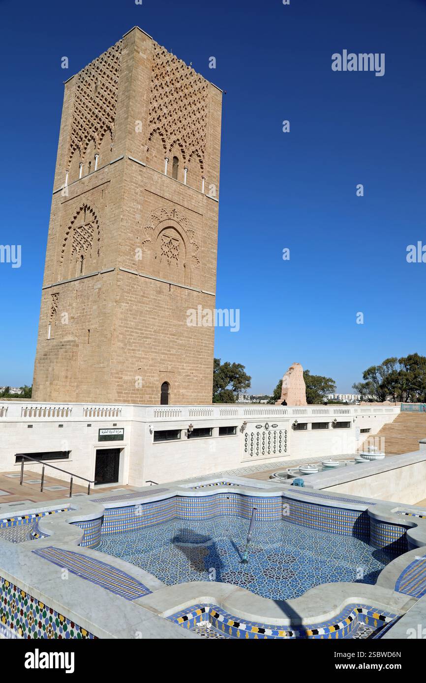 Mosque architecture monument tower hi-res stock photography and images ...