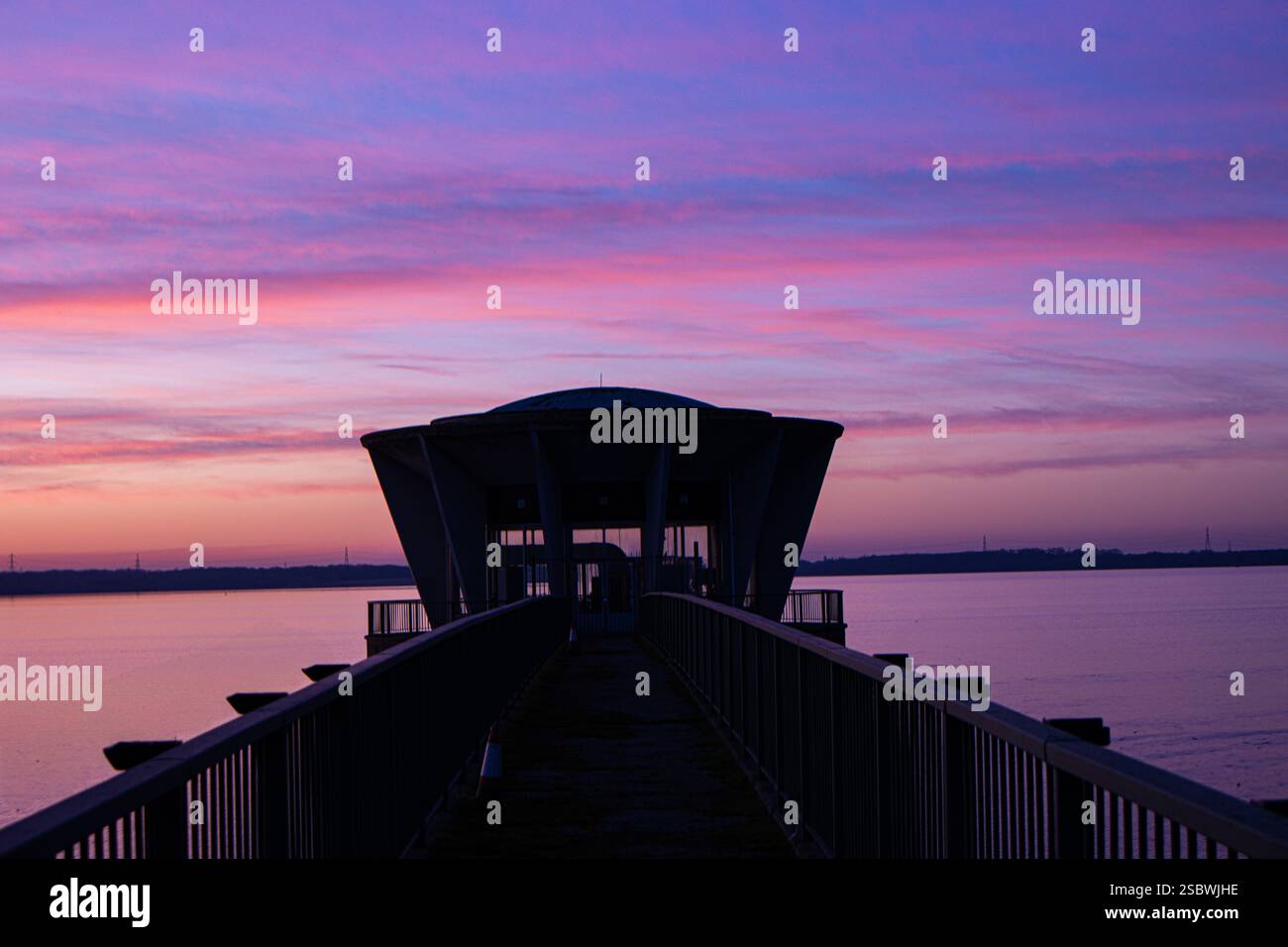 Sunset At Grafham Water Cambridgeshire UK Stock Photo Alamy sunset-at-grafham-water-cambridgeshire-uk-stock-photo-alamy
