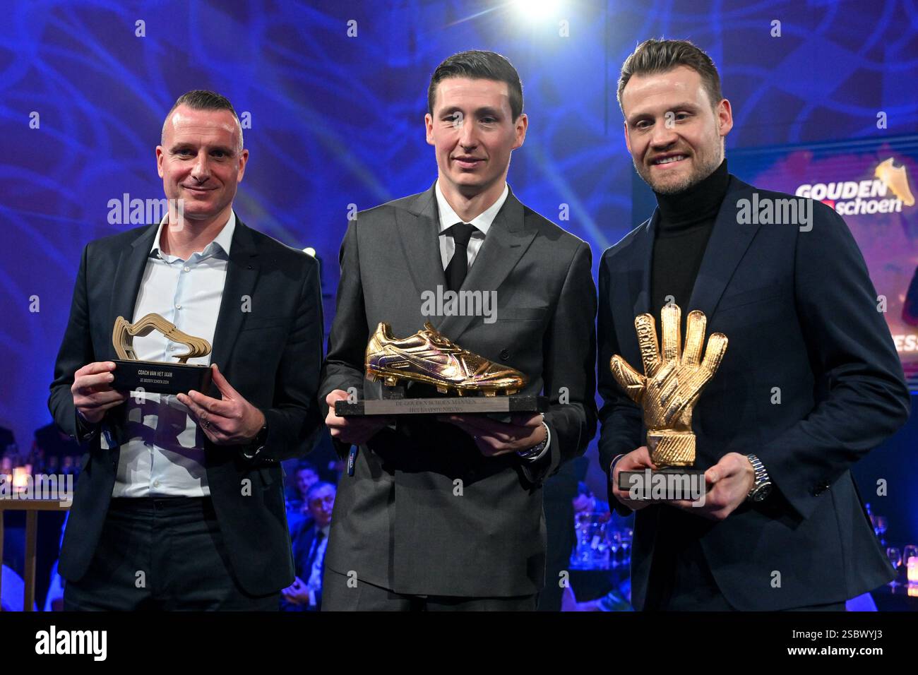 "You’ll Never Walk Alone": The Pro League Awards Tribute