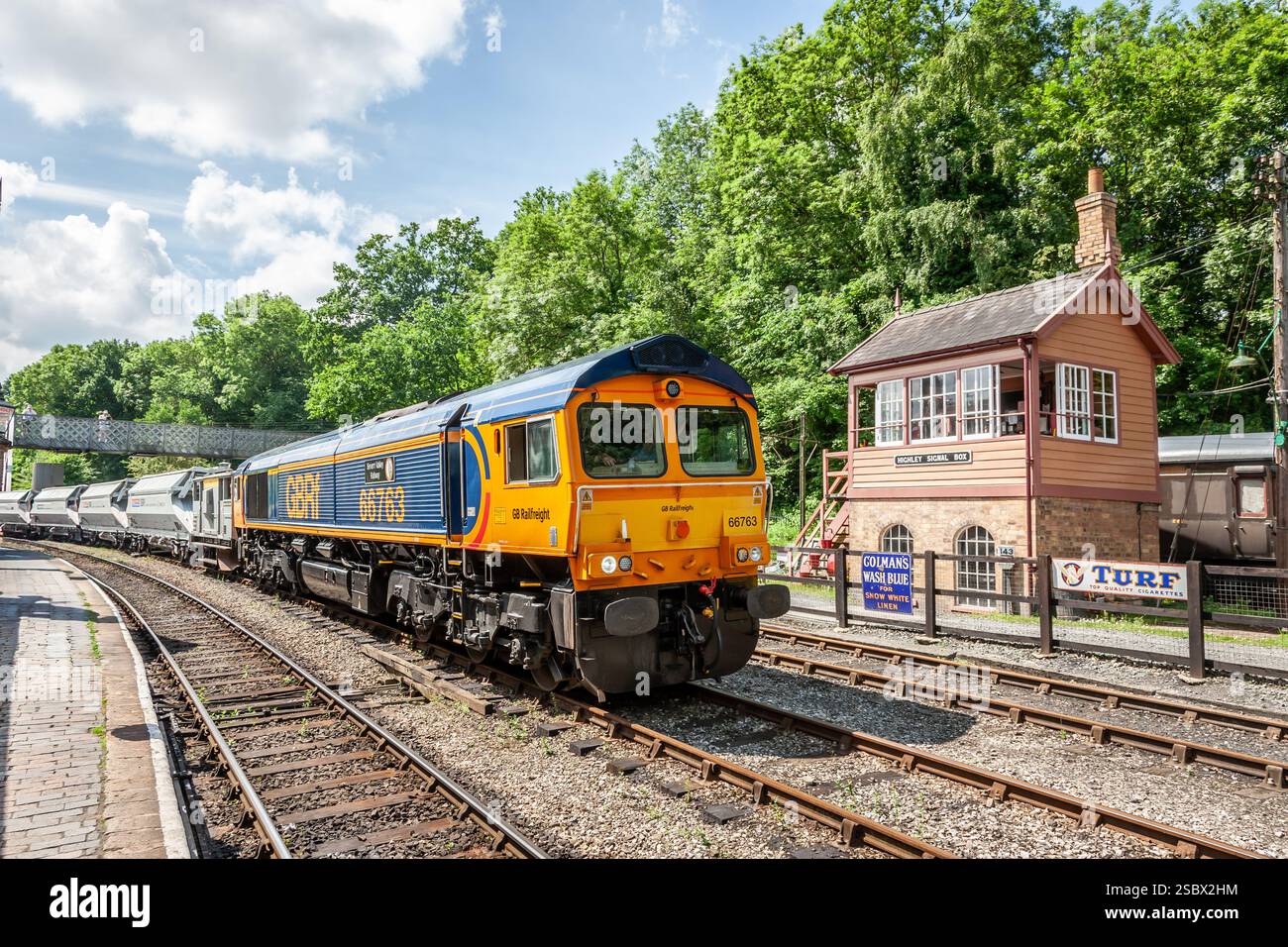 Class 66 hi-res stock photography and images - Alamy Class 66 hi-res stock photography and images - Alamy