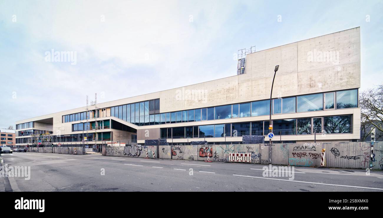 Unfinished construction of the Inclusive University School Cologne on the site of the former Helios works in Ehrenfeld in January 2025 Stock Photo