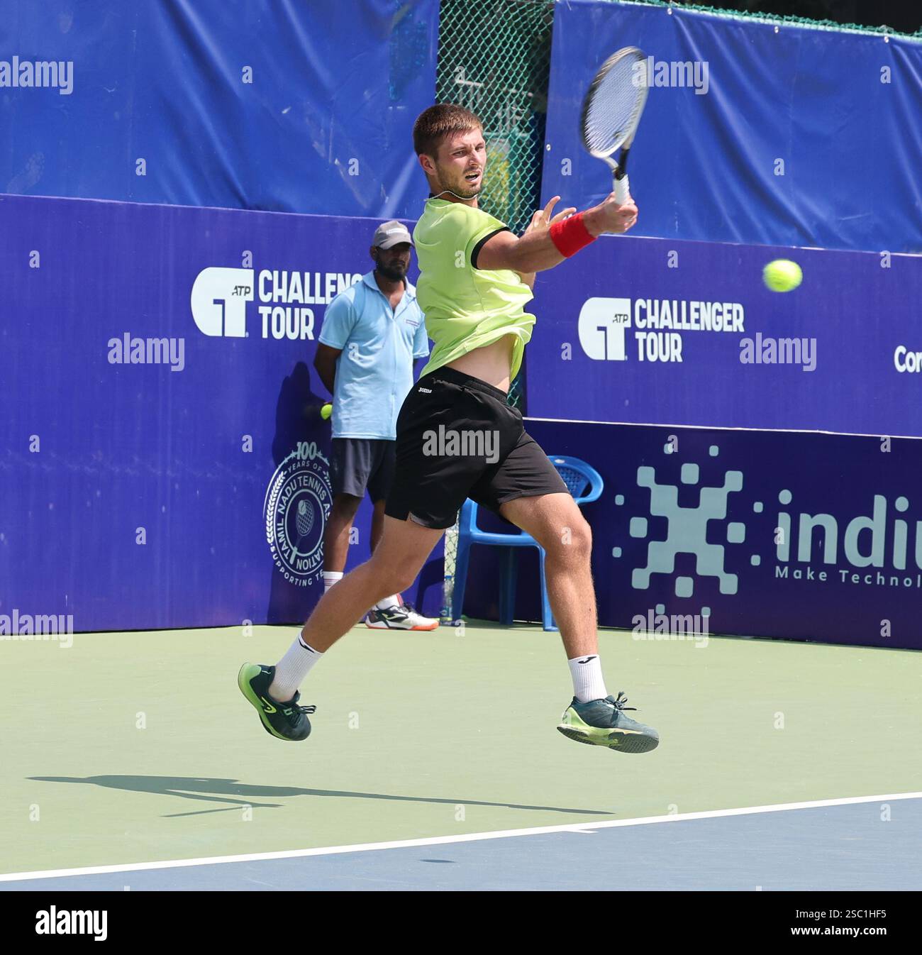 Chennai, India. 05th Feb, 2025. (8) Zsombor PIROS Hungary Vs Oleksandr OVCHARENKO (UKR)   Oleksandr OVCHARENKO (UKR) Credit: Seshadri SUKUMAR/Alamy Live News Stock Photo