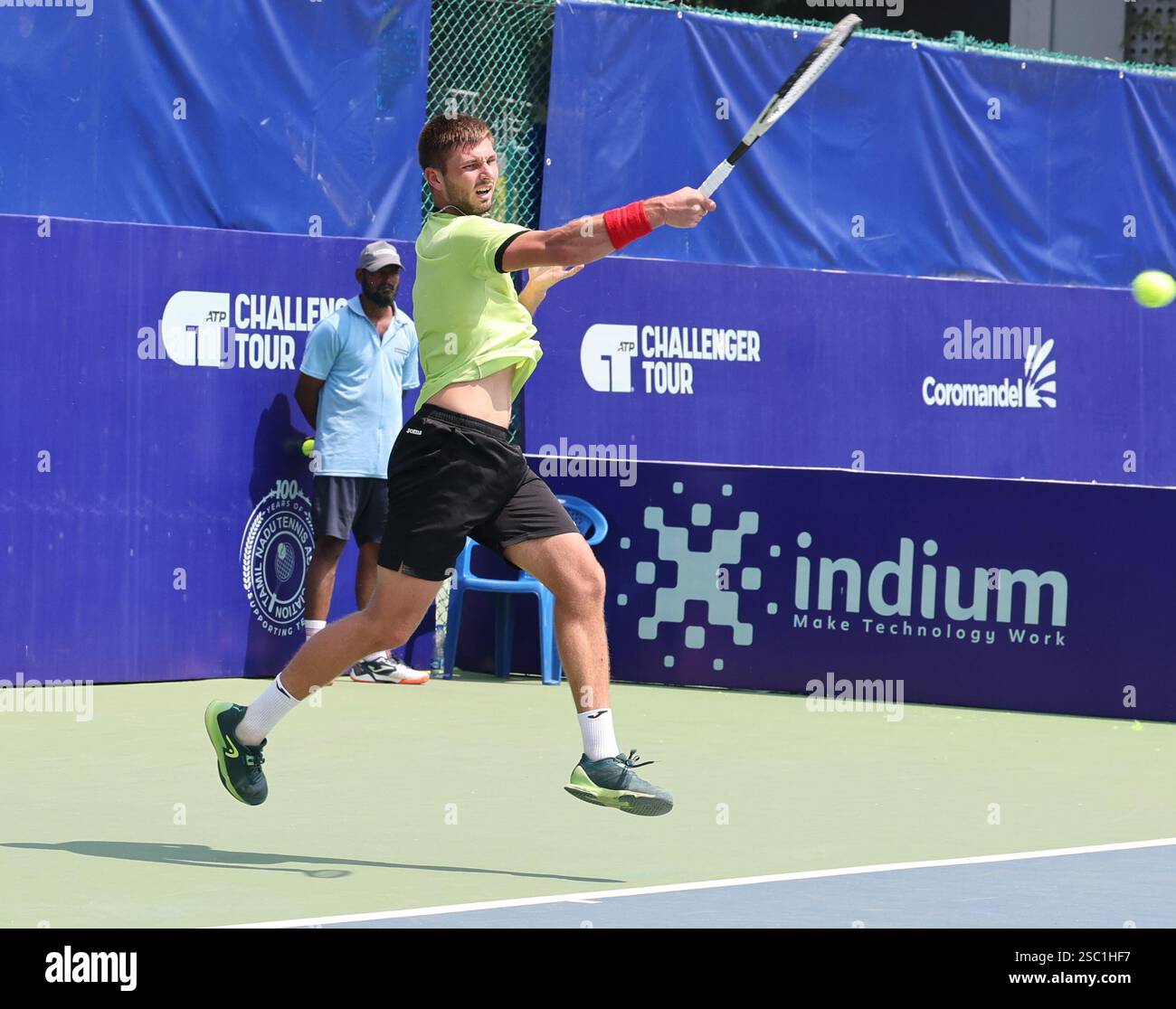 Chennai, India. 05th Feb, 2025. (8) Zsombor PIROS Hungary Vs Oleksandr OVCHARENKO (UKR) Oleksandr OVCHARENKO (UKR) Credit: Seshadri SUKUMAR/Alamy Live News Stock Photo