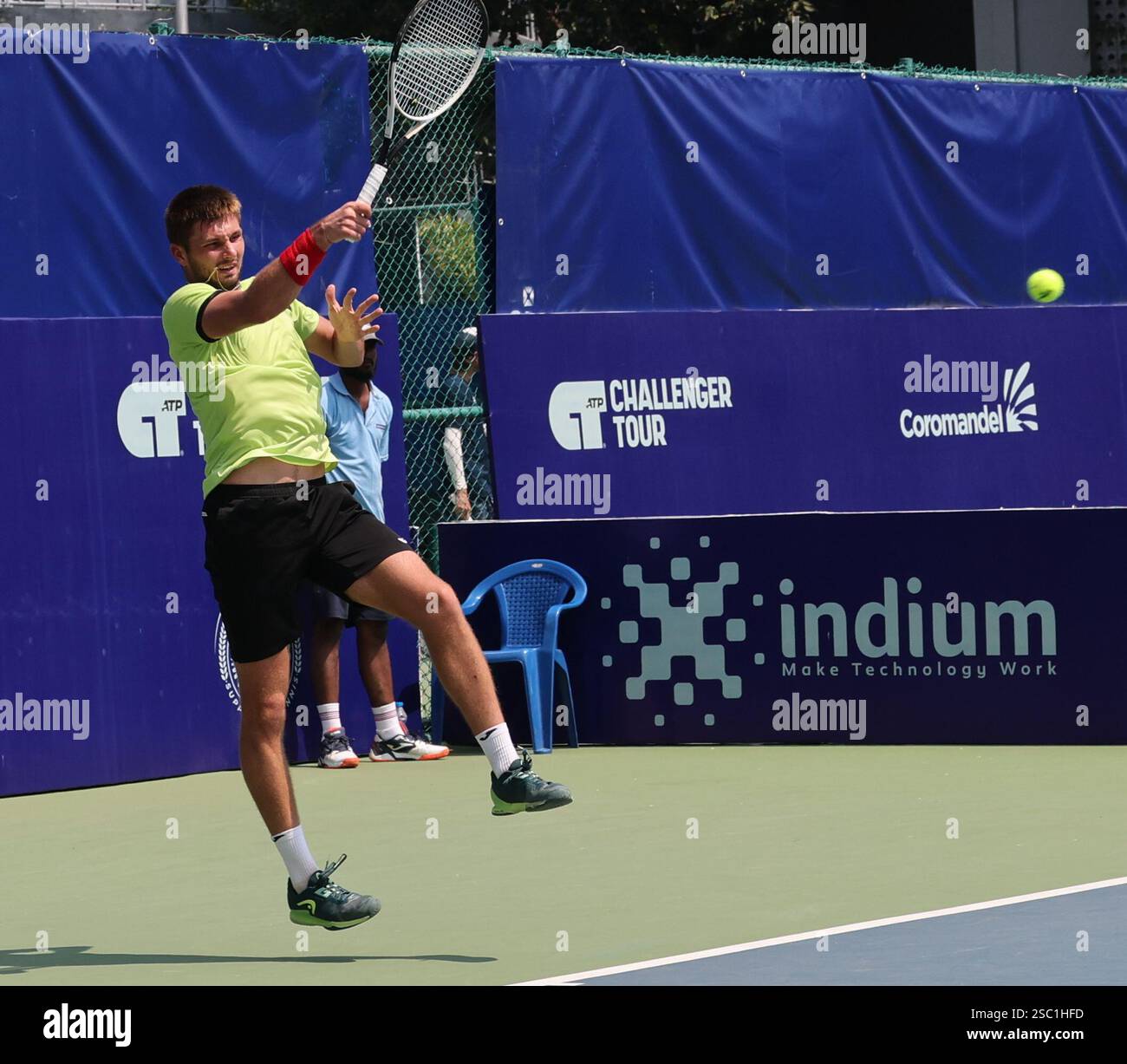 Chennai, India. 05th Feb, 2025. (8) Zsombor PIROS Hungary Vs Oleksandr OVCHARENKO (UKR) Oleksandr OVCHARENKO (UKR) Credit: Seshadri SUKUMAR/Alamy Live News Stock Photo