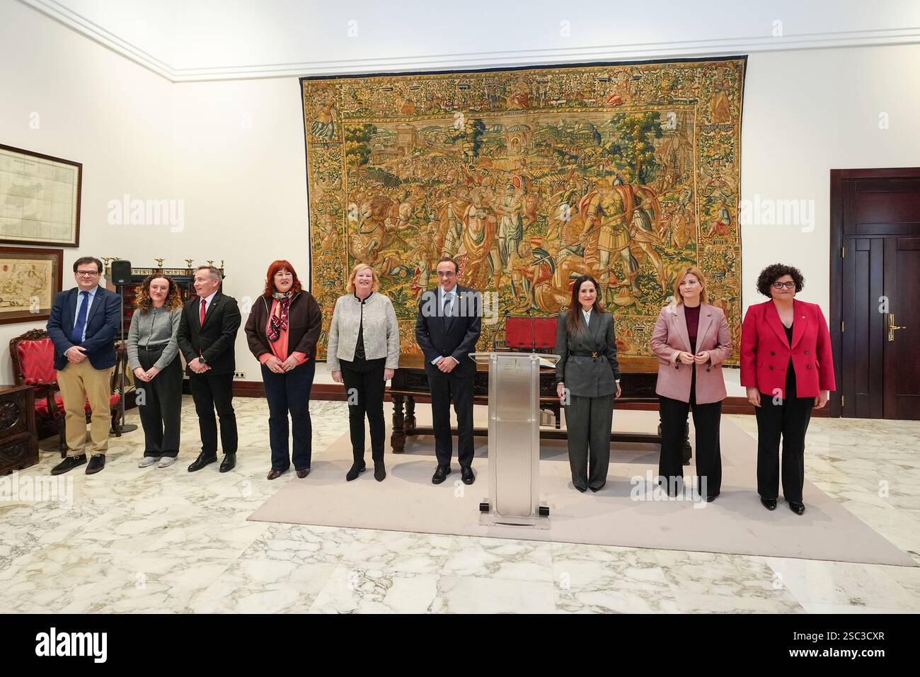 The President of the Basque Parliament, Bakartxo Tejeria (3r), receives ...