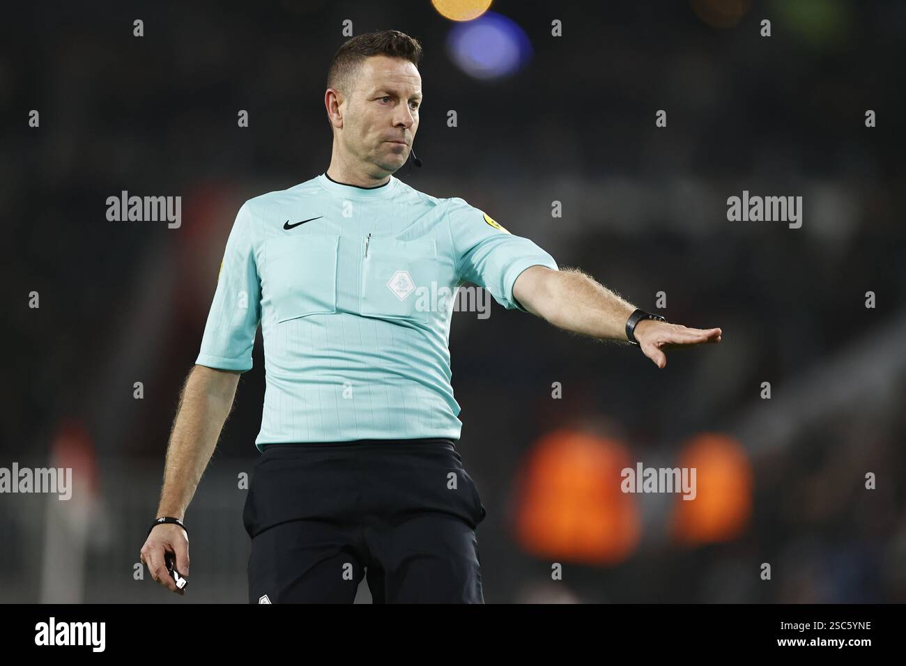 EINDHOVEN - Referee Pol van Boekel during the KNVB Cup match between PSV Eindhoven and Feyenoord at Phillips Stadium on Feb. 5, 2025 in Eindhoven, Netherlands. ANP MAURICE VAN STEEN Stock Photo