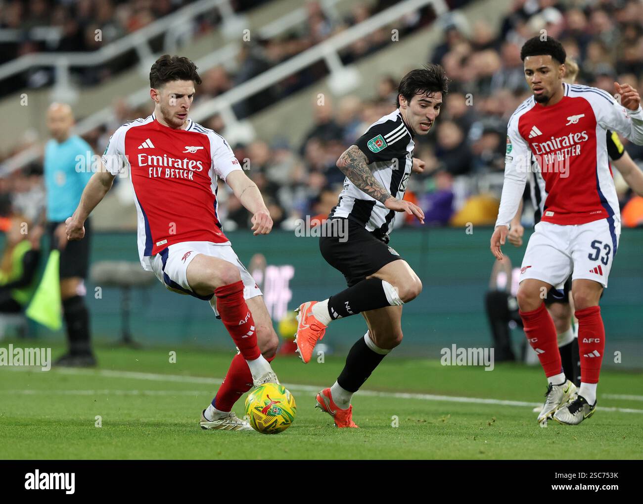 Newcastle Upon Tyne, UK. 5th Feb, 2025. Sandro Tonali of Newcastle ...