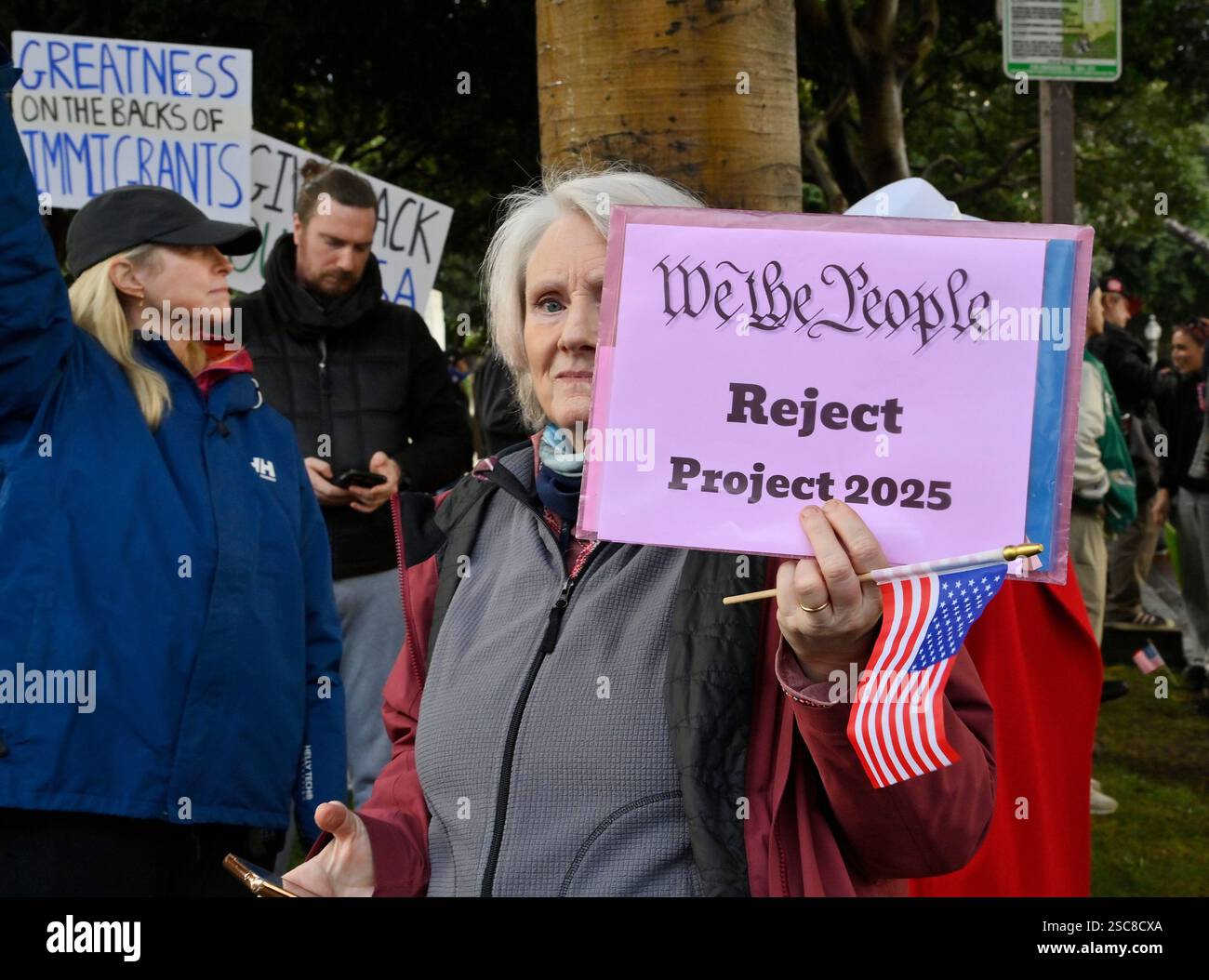 Los Angeles, United States. 05th Feb, 2025. Hundreds protest the Trump ...