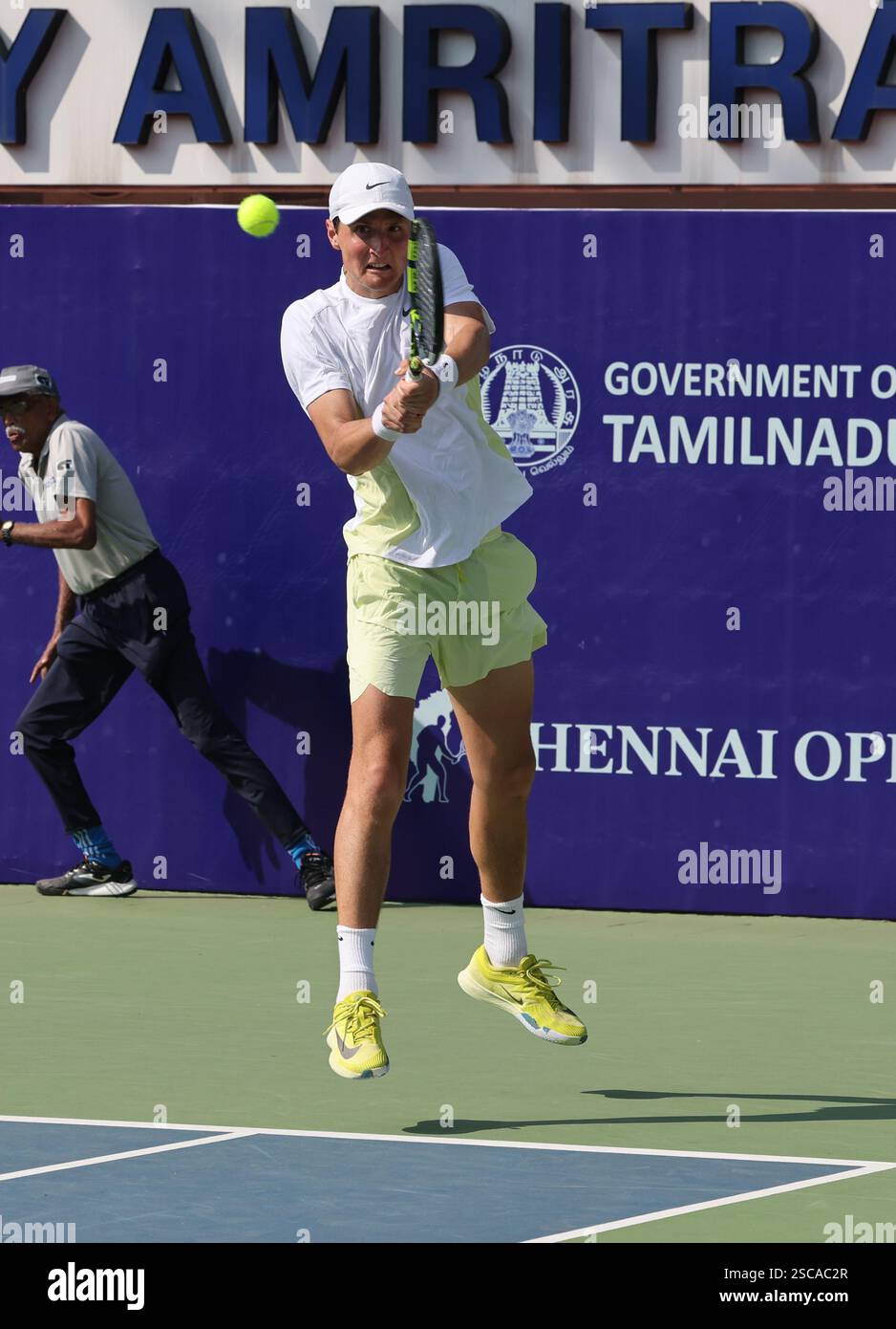 Chennai, India. 06th Feb, 2025. Chennai Open 2025: Oleksandr OVCHARENKO (UKR) vs Alexey ZAKHAROV (RUS) Oleksandr OVCHARENKO (UKR) defeated Alexey ZAKHAROV (RUS) by 0-6, 7-5, & 6-4 Alexey ZAKHAROV (RUS) in action Credit: Seshadri SUKUMAR/Alamy Live News Stock Photo