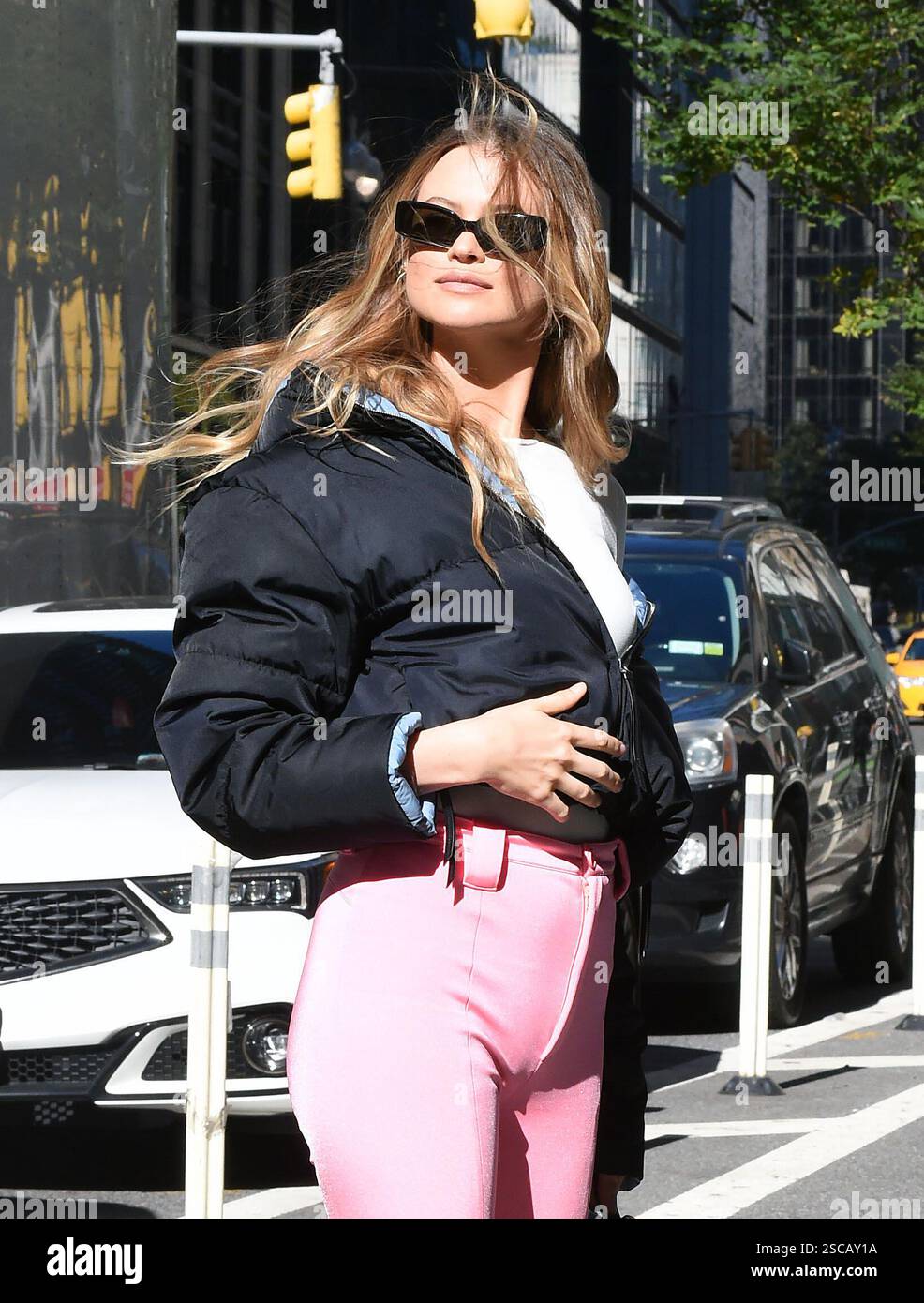 victoria-s-secret-angel-behati-prinsloo-arrives-for-pre-show-fittings
