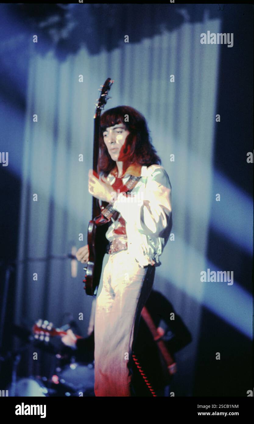 Bill Wyman, bassist of the Rolling Stones on stage [automated translation] Stock Photo