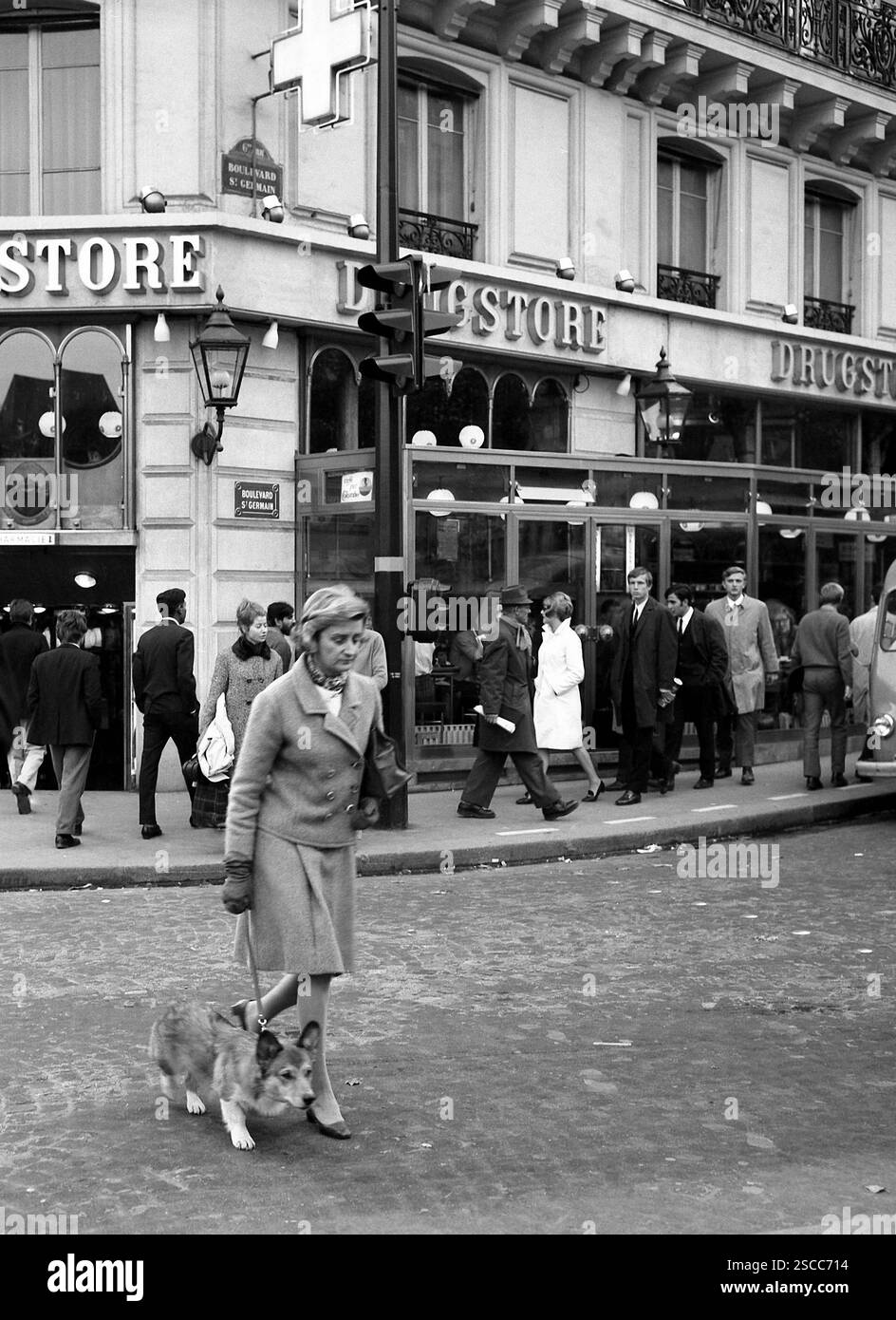 Boulevard st germain hi-res stock photography and images - Alamy