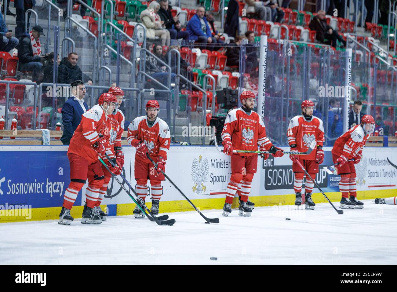 Sosnowiec, Poland, Feb 6 2025, Hockey match as part of the EIHC 2025 tournament between POLAND AND ITALY OP:  Druzyna Polski na rozgrzewce przed meczem Stock Photo