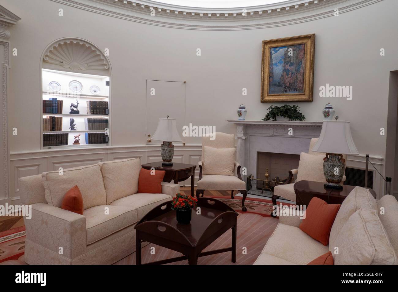 Replica of the Presidents' Oval Office at The New York Historical ...