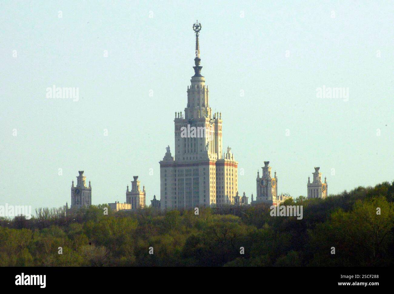 a high rise building, living and housing in the city a high rise ...