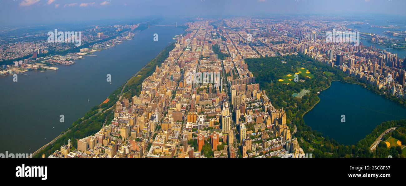 Helicopter aerial view of New York City Stock Photo - Alamy