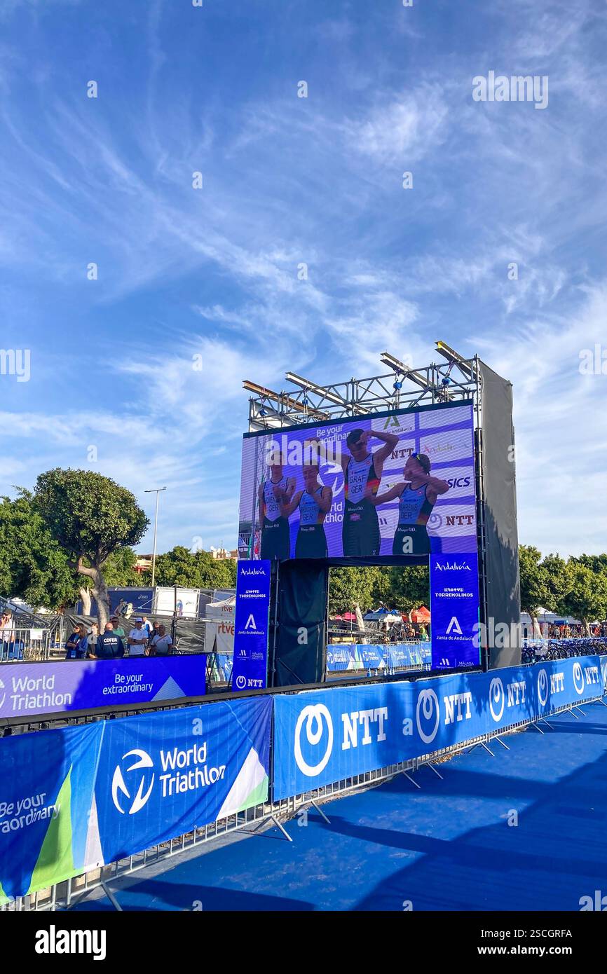 TORREMOLINOS, SPAIN - OCTOBER 20, 2024: World Triathlon Championships final, paralympians in Torremolinos, Spain on October 20, 2024 - Smartphone Captured Stock Image