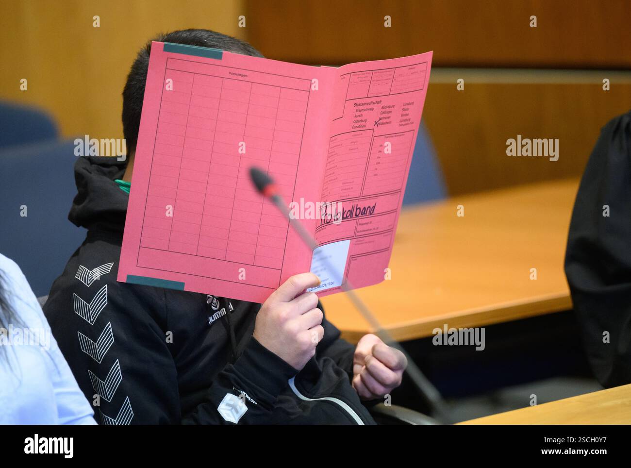 Hildesheim, Germany. 07th Feb, 2025. The defendant sits in the