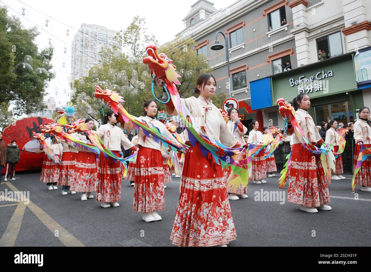 Folk artists perform to celebrate the Spring Festival in Nantong City