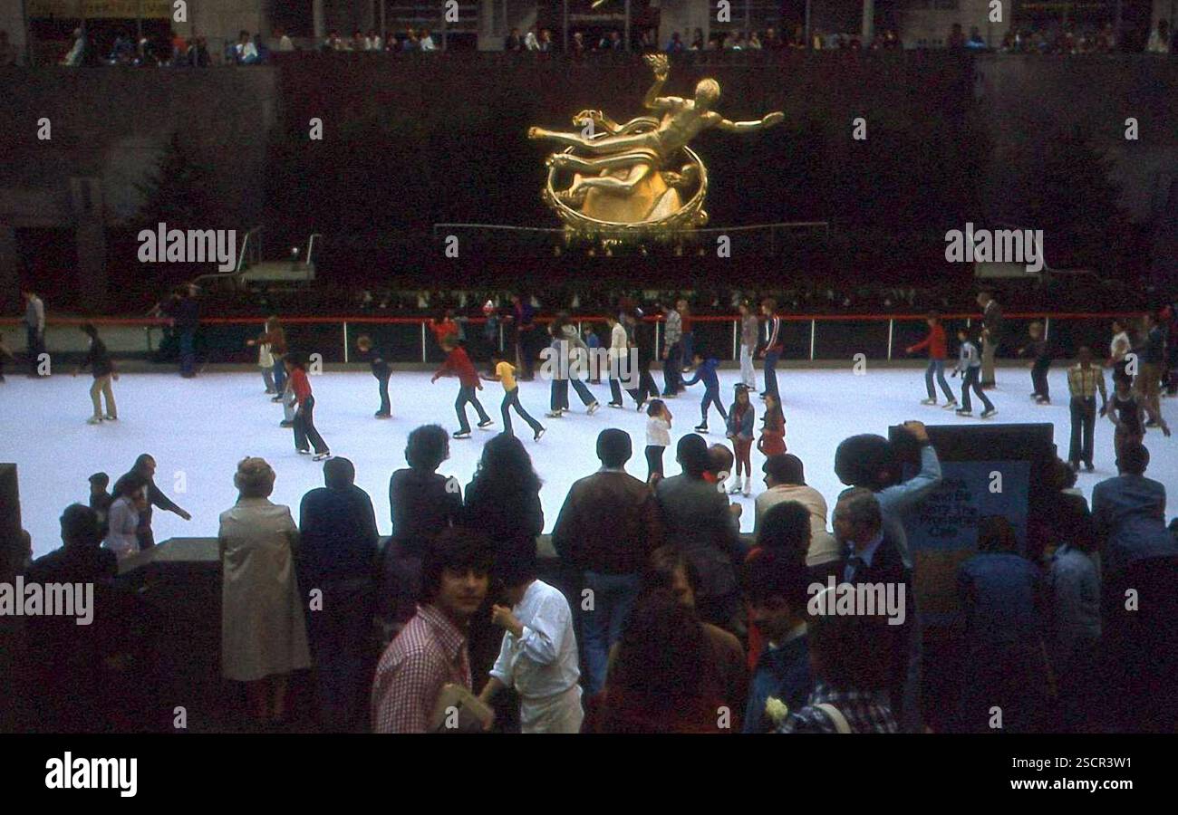 Lower Center Rockefeller New York: Lower Plaza of the Rockefeller Center with ice-skating rink ...