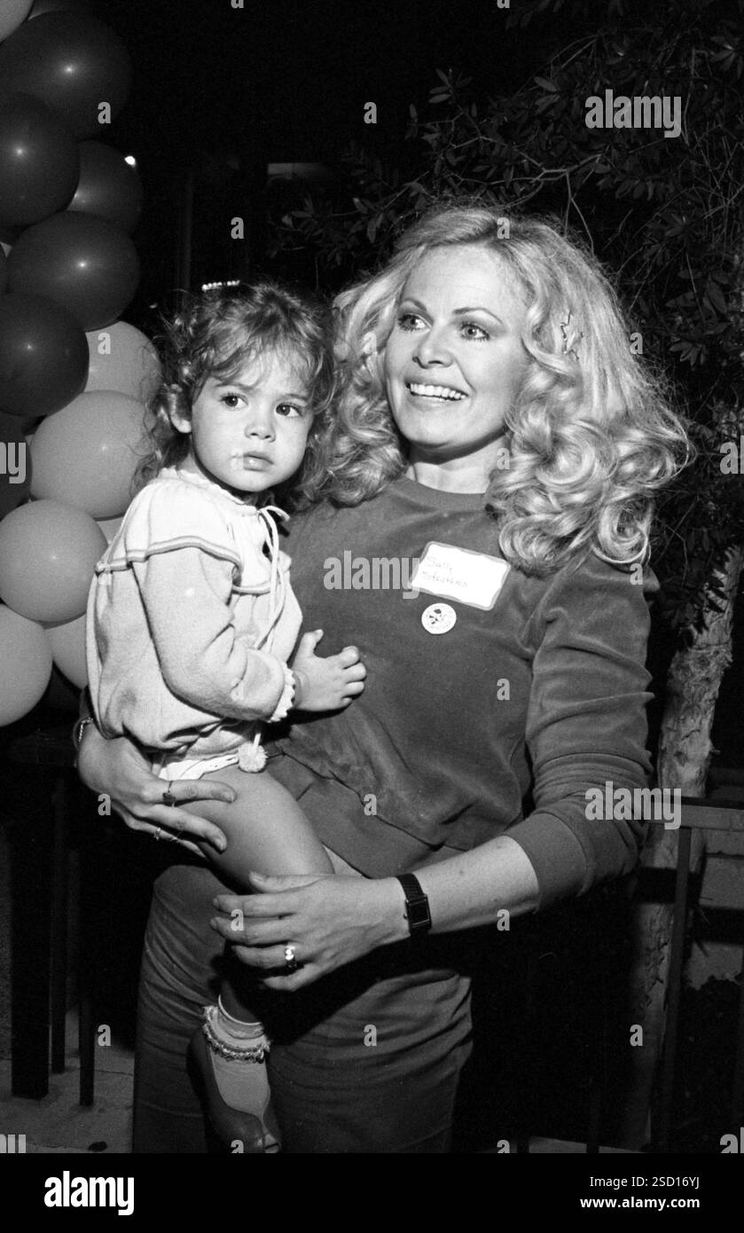 Sally Struthers and daughter Samantha Circa 1980's Credit Ralph
