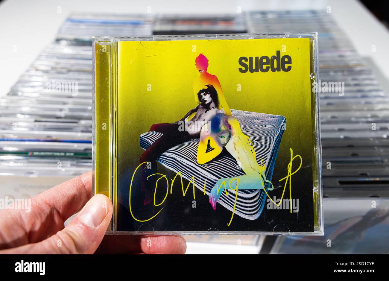 新品未開封　Suede 1991-1993 写真集　スウェード GettyImages-107381583.jpg