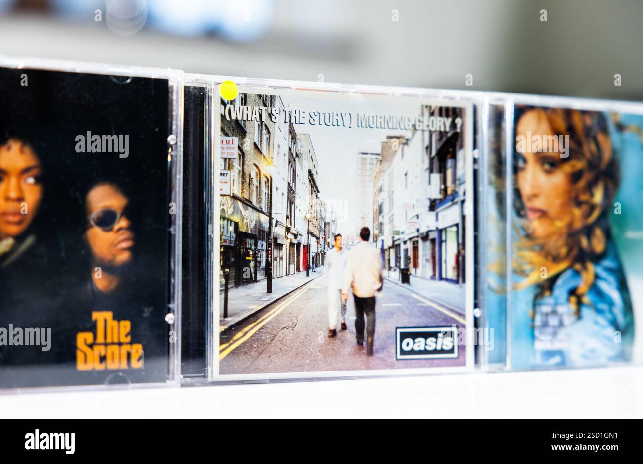Oasis album cover hi-res stock photography and images - Alamy