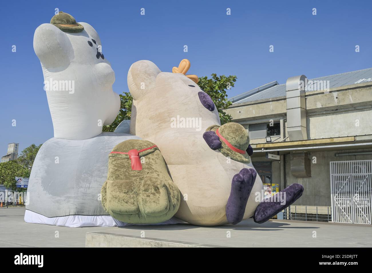 Sculptures, Quokka and Bobo, KW2 Kaoshiung Port Warehouse No.2, harbour area, Kaohsiung, Taiwan, Asia Stock Photo