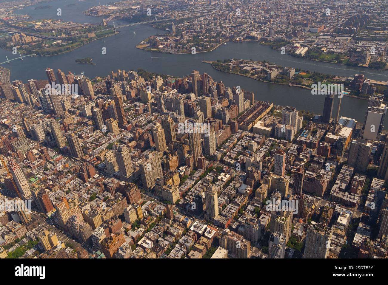 Helicopter aerial view of New York City Stock Photo - Alamy