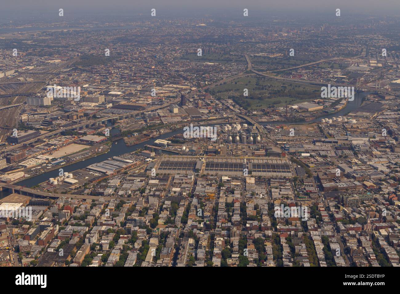Helicopter aerial view of New York City Stock Photo - Alamy