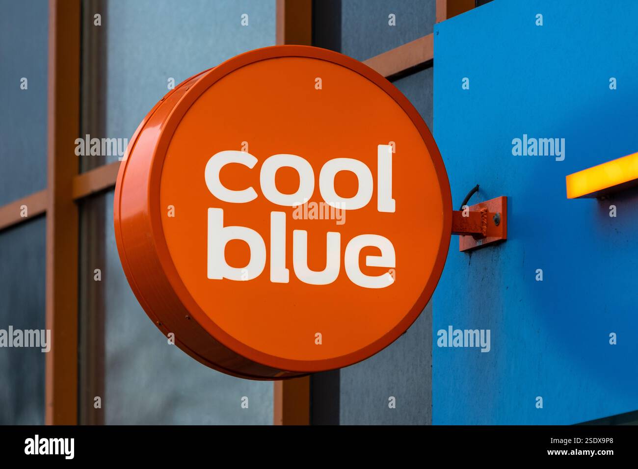 Coolblue vertical round icon signage. Consumer electronic store Stock ...